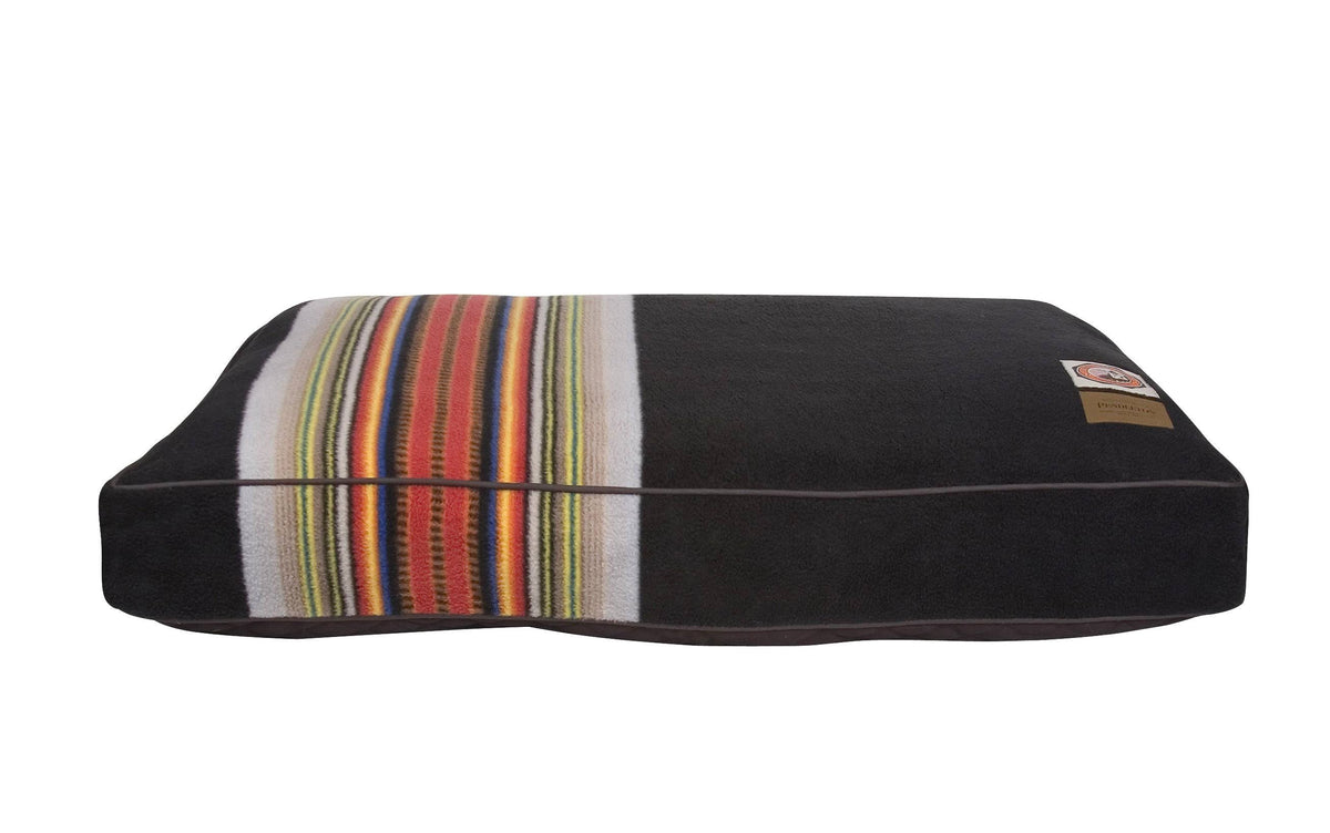 Pendleton Pet Bed S899058