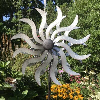 Kinetic Garden Rotator Q516044
