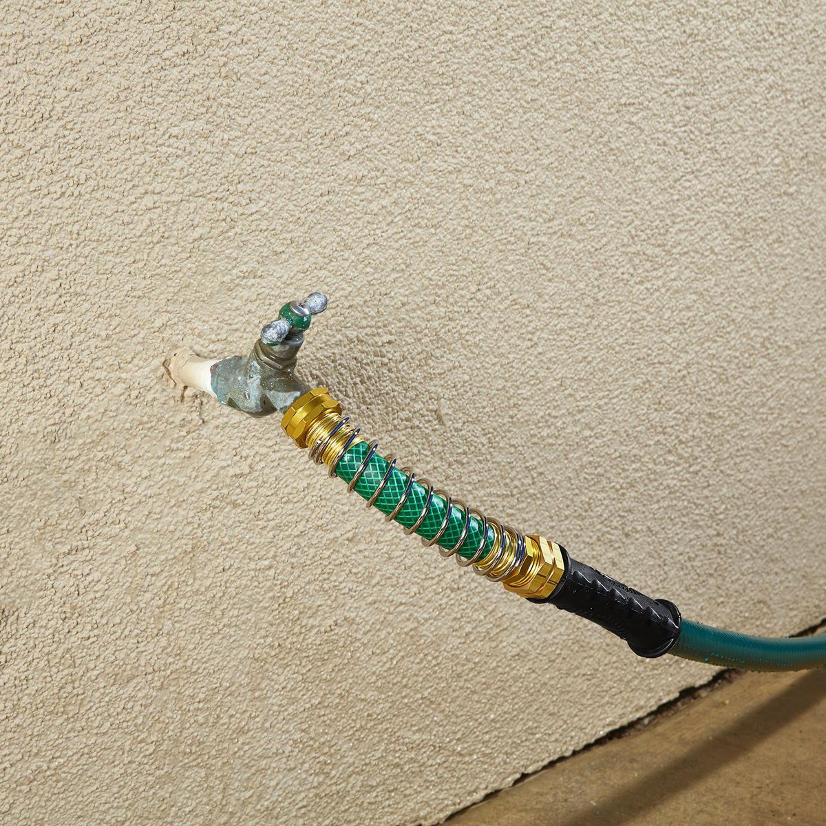 Coiled Spring Faucet Connector and Hose Saver R70592